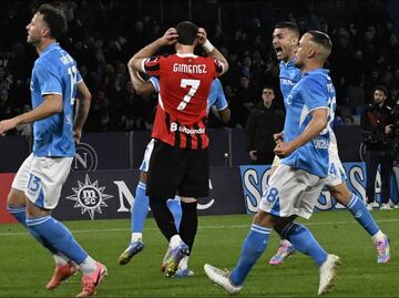 VIDEO: Santiago Giménez falla penalti con el Milan y amplía su racha negativa sin poder anotar