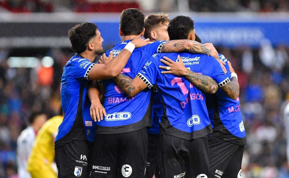 Los Gallos Blancos ganan en casa ante el Atlante que no levanta / Foto: Imago7