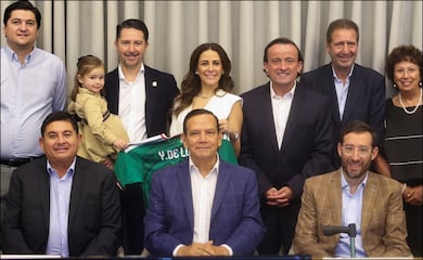 Yon de Luisa ingresa al Salón de Presidentes de la FMF tras homenaje por su gestión