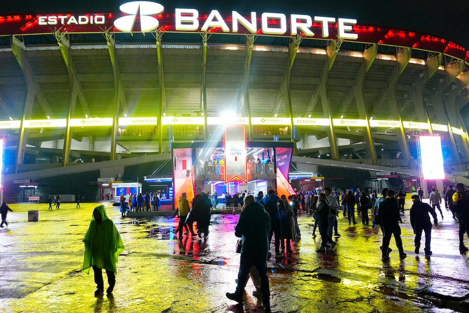 Afición a las afueras del Estadio Banorte durante el partido entre Cruz Azul y América de la jornada 8 del Apertura 2026/ Foto: Imago7