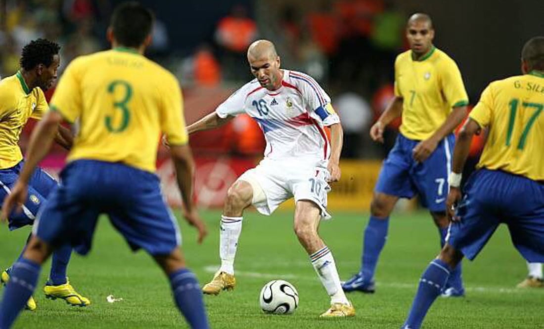 Zidane contra Brasil en el Mundial de Alemania 2006 Foto: Especial