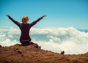 Mujer muere al caer de un acantilado por tomarse una selfie en España