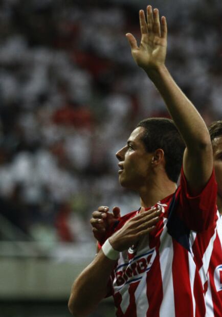 10 años de “El Chicharito” en Europa en 10 datos íntimos y profesionales