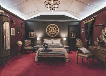 Duerme en la “Monster Suite” de los monstruos de Guillermo del Toro
