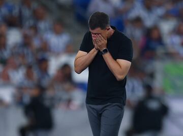 Técnico de FC Juárez explota con el arbitraje; acusa de beneficio a los poderosos y esperan represalias