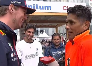 Jorge Campos se robó el show en la cascarita junto a Checo Pérez y Max Verstappen