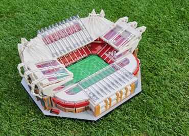LEGO celebra 110 años del estadio Old Trafford del Manchester United