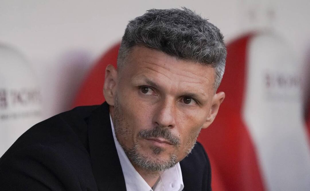 La directiva de los Rayados trabaja para encontrar al sustituto del Tano.