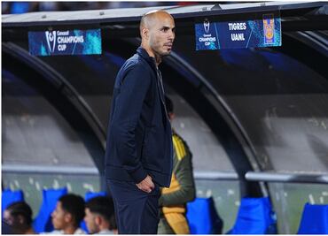 Guido Pizarro explota contra el arbitraje tras la eliminación: "Ya son varios penales que no cobran”