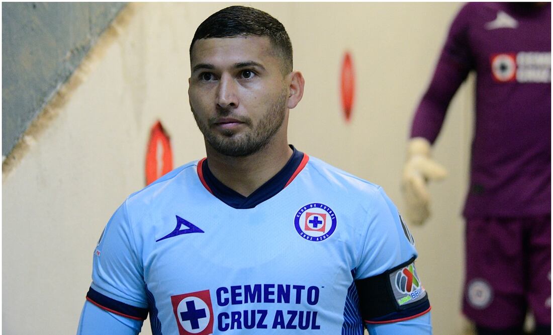 Juan Escobar, capitán de Cruz Azul - Imago7