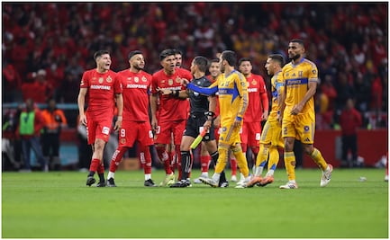 Juan Pablo Vigón golpeó a Franco Romero luego de que este le gritara el título de Toluca en la cara