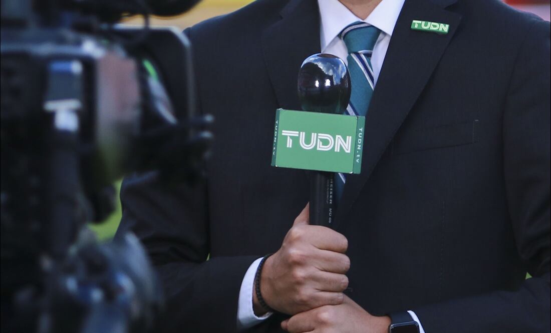 Comentarista de TUDN acusó que fue robado tras el juego América vs Toluca. FOTO: Imago7