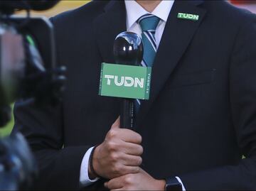 Comentarista de TUDN denunció que fue robado tras el partido entre América y Toluca