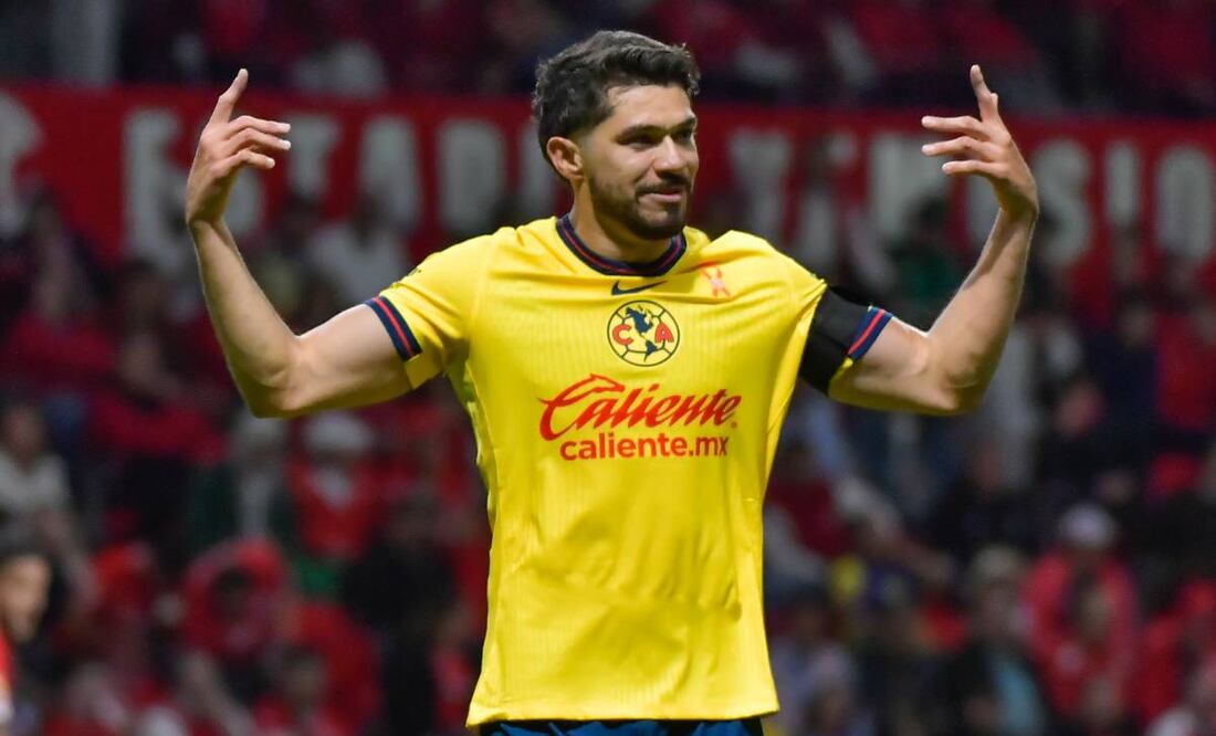 Henry señaló que el tema del sueldo en Chivas terminó por no convencerlo.  Foto: Imago7.