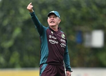 Javier Aguirre reveló que se tuvo que esconder de un jugador: "Me quería romper la madre"