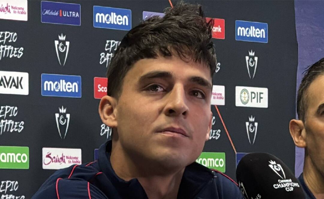 Lorenzo Faravelli, durante una conferencia de prensa de Cruz Azul. FOTO: Edgar Enríquez