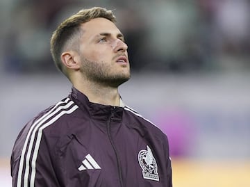 Santi Giménez podría dejar el Feyenoord para irse a un grande de Rusia