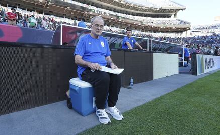 Marcelo Bielsa envía consejo para Gilberto Mora y aplaude gestión de Javier Aguirre con el juvenil