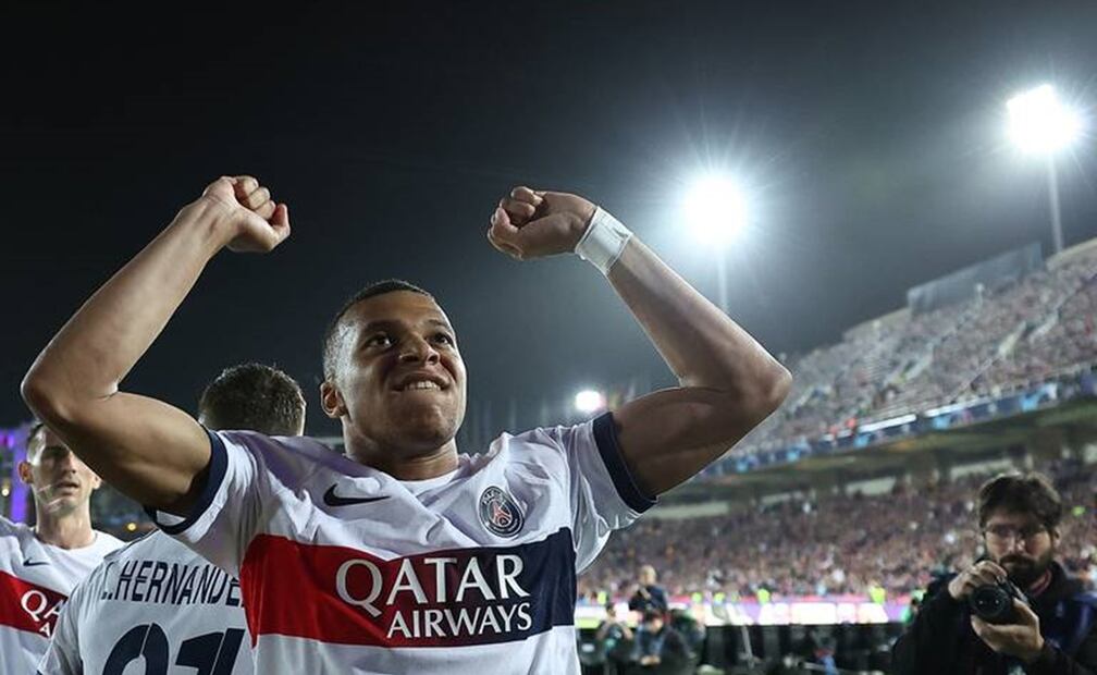 Mbappé celebrando su gol ante Barcelona por Champions League / FOTO: AFP