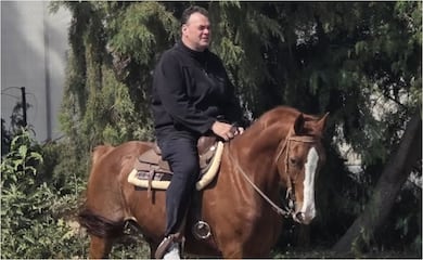 David Faitelson presume montar a caballo y recibe burlas en redes sociales: "Mejor usa un elefante"