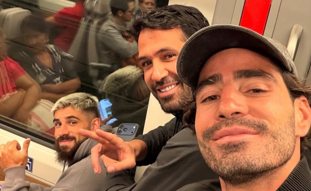 Antonio Briseño, Luan García y Bruno Méndez viajando en el tren Interurbano / Foto: Instagram Briseño