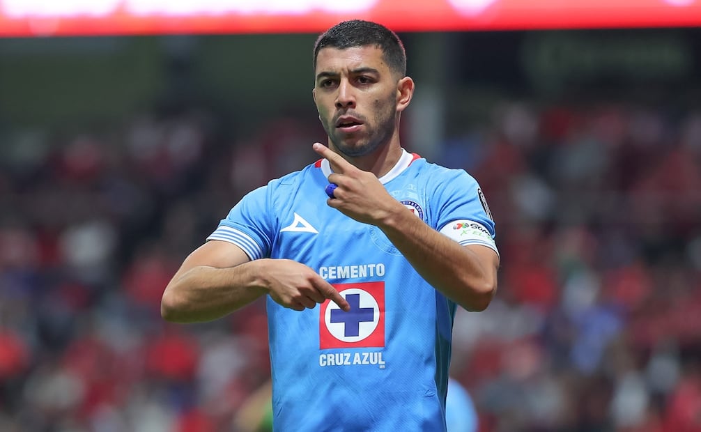 Erik Lira con la ilusión de ser campeón con Cruz Azul en CU / Foto: Imago7