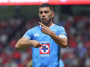 Erik Lira con la ilusión de ser campeón con Cruz Azul en CU; además, sueña con ir a Europa