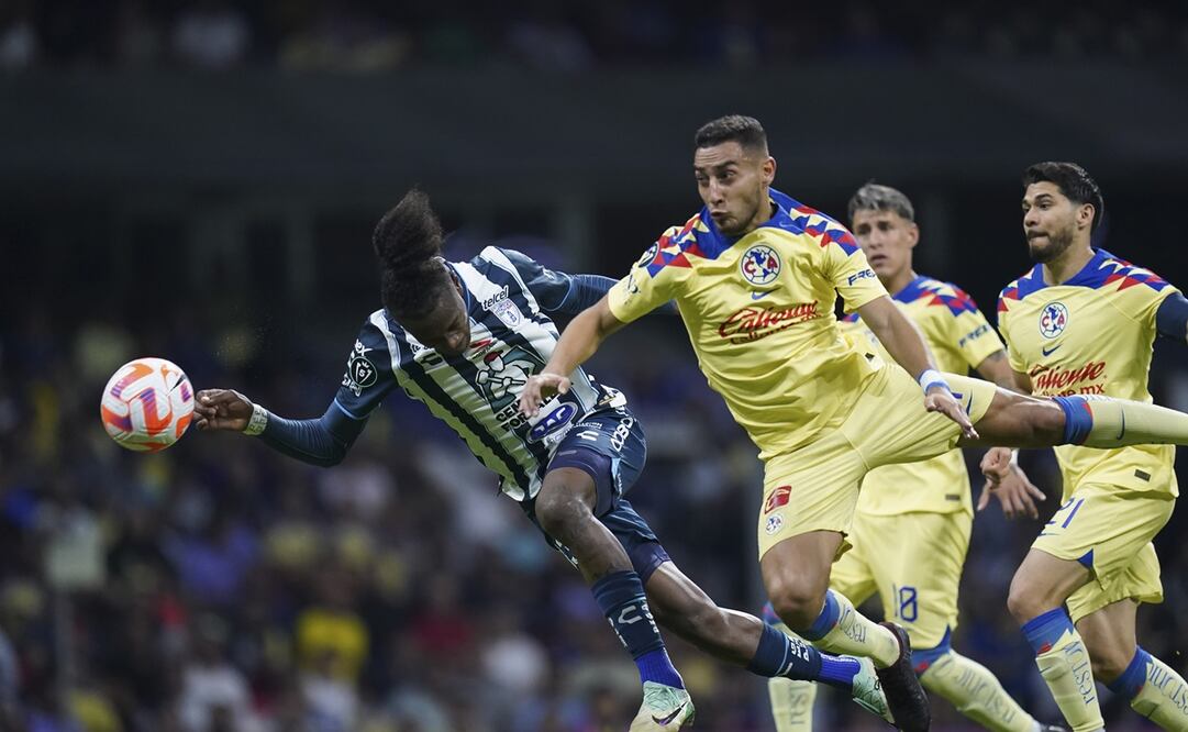 Americanistas “lloran” una mano en el gol de Pachuca FOTO: IMAGO