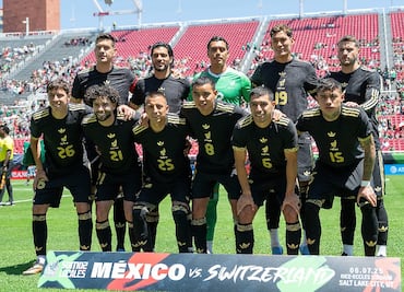 Selección Mexicana sorprende con la alineación titular vs Suiza; jugaron arriba los dos "Jiménez"