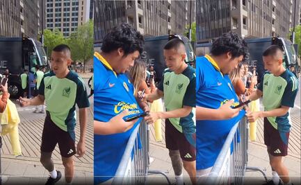 ¿Piojo Alvarado traicionó a Chivas? Firmó una playera del América en la concentración del Tri