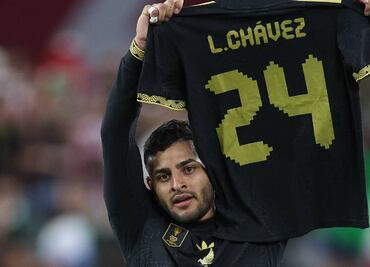 Alexis Vega le dedica su gol a Luis Chávez con este emotivo gesto