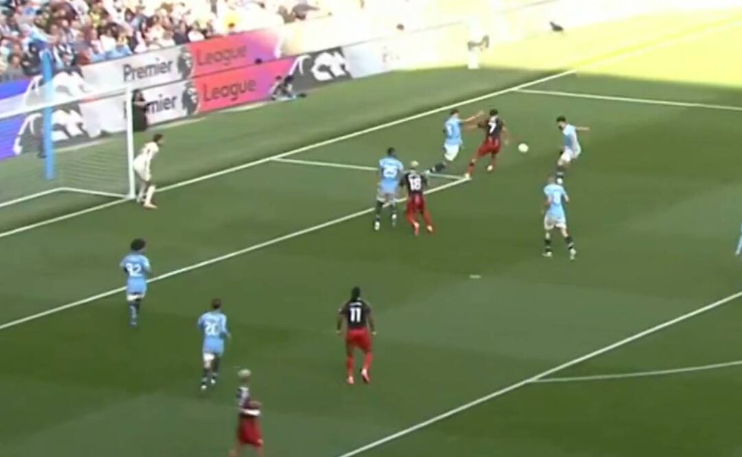 El mexicano sigue en plan grande con su equipo. Foto: Especial.