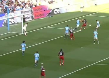 Raúl Alonso Jiménez sigue en plan grande con el Fulham, pone una gran asistencia para gol