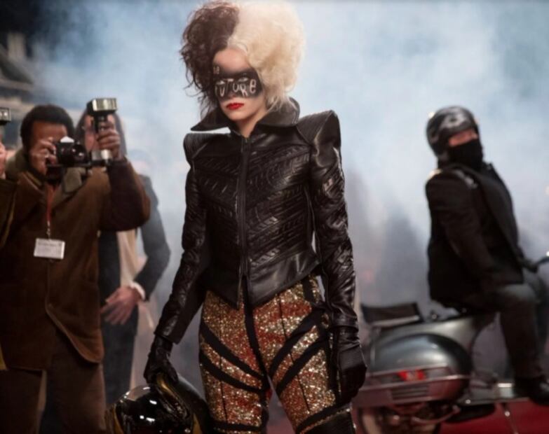 "Cruella" y los 10 mejores looks de Emma Stone en el cine
