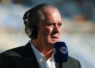 Raúl Orvañanos dejaría de narrar futbol en Fox Sports ante la inminente salida de Pachuca y León