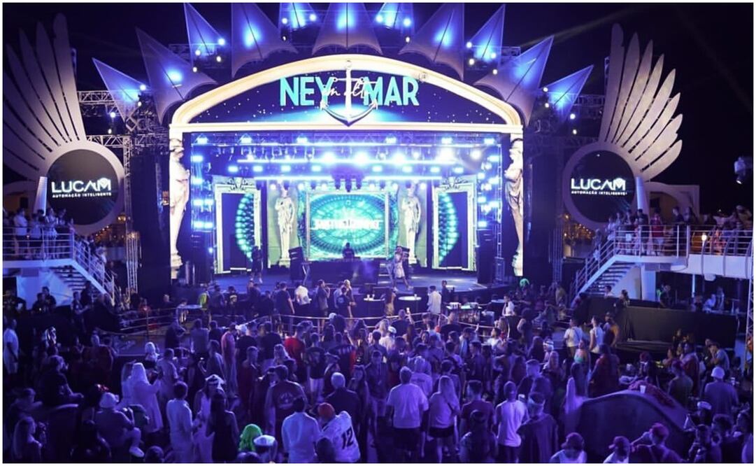 Neymar puso fin a sus vacaciones en crucero - TW: @neymarjr