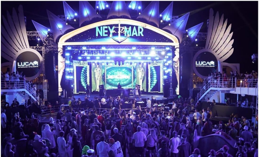 Neymar puso fin a sus vacaciones en crucero - TW: @neymarjr