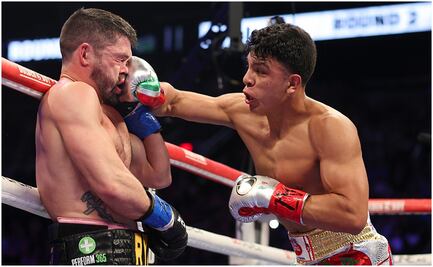 Jaime Munguía, boxeador al que ha evitado el Canelo Álvarez, mandó al retiro al último rival que noqueó