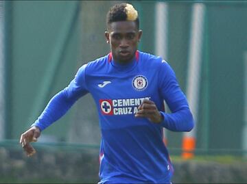 Jonathan Borja destapa polémica en Cruz Azul: acusa a cuerpo técnico de pedir dinero para jugar