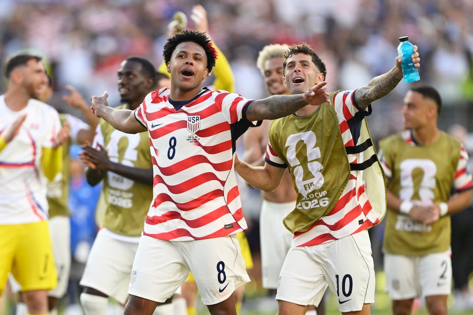 Selección de Estados Unidos, tras avanzar a los Octavos de Final - Foto: AP