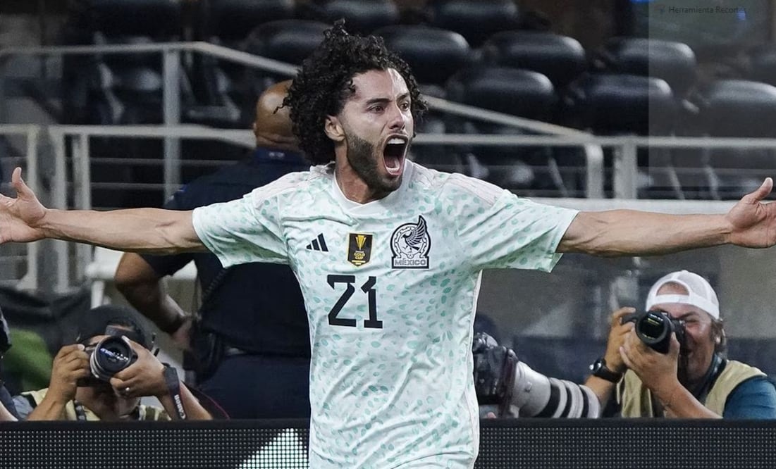 Chino Huerta apoyó a Memo Ochoa / Foto: Especiales