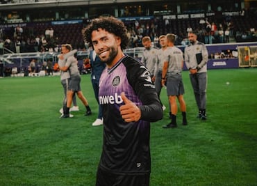 Chino Huerta se lució con asistencia y gol en la victoria del Anderlecht  en Copa