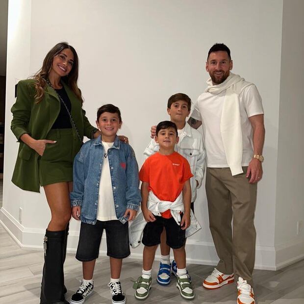 Messi disfruta de las fiestas en su tierra natal. Fuente: Fuente: Instagram @leomessi