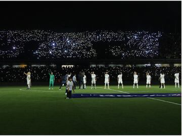 Pumas: Así se formó el mosaico de luces en el Estadio Olímpico Universitario