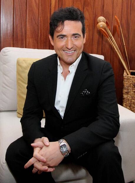10 datos de Carlos Marín, integrante de Il Divo que murió de Covid