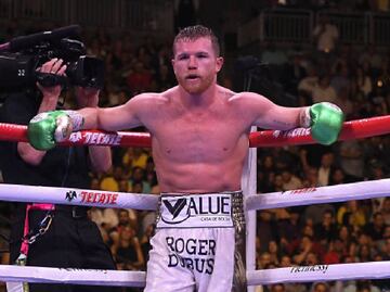 Canelo Álvarez fue tundido en Estados Unidos por negarse a pelear con David Benavidez: "Es una farsa"