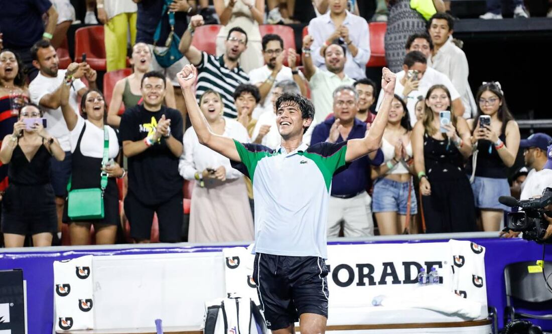 La única raqueta tricolor en el Cuadro Principal de la edición XXXII del AMT. Foto: Esteban Torreblanca - EL UNIVERSAL.