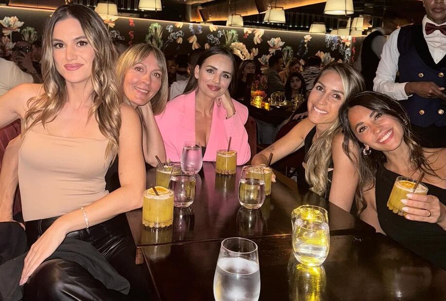 Messi y sus amigos disfrutaron de una Noche exclusiva en Miami. Fuente: Fuente: Instagram @antonelaroccuzzo
