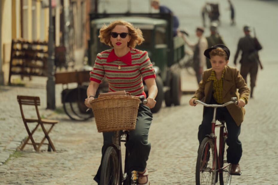 "Jojo Rabbit", una película que ridiculiza a Hitler y al nazismo