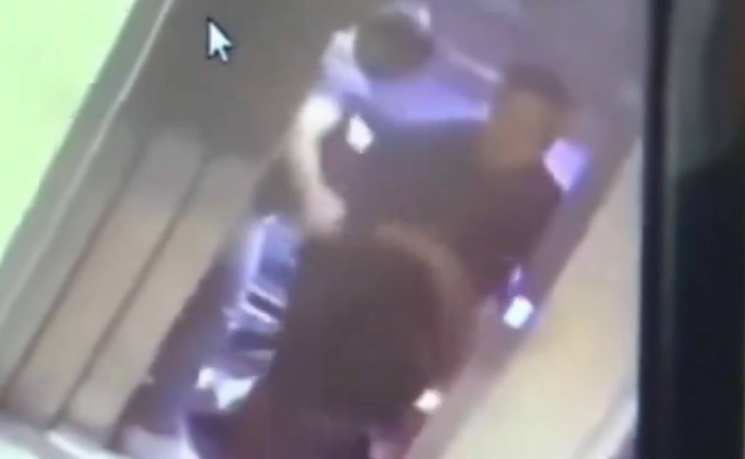 El jugador peruano fue exhibido con un par de agresiones. Foto: Especial.